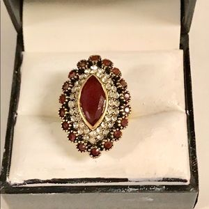 Vintage elegant ruby ring